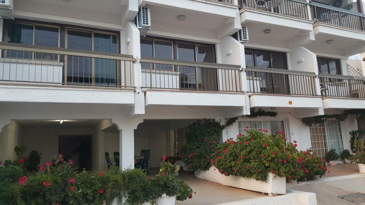 Manoli Apartments Agia Napa Exterior foto